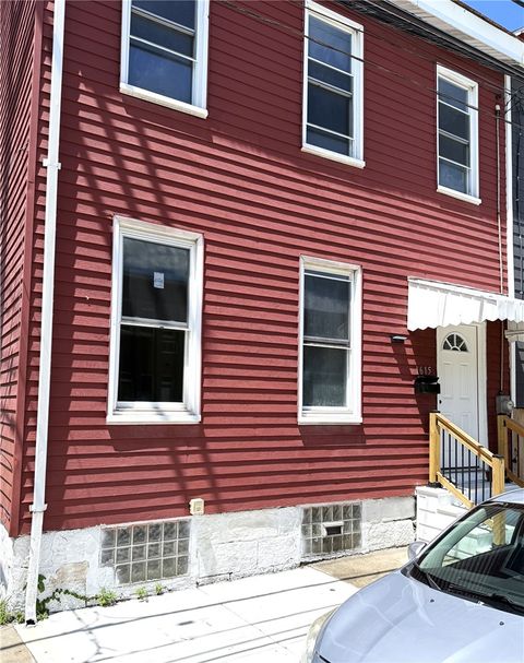 Apartment For Rent - 1615 Manhattan St St<br/> Manchester, PA 15233