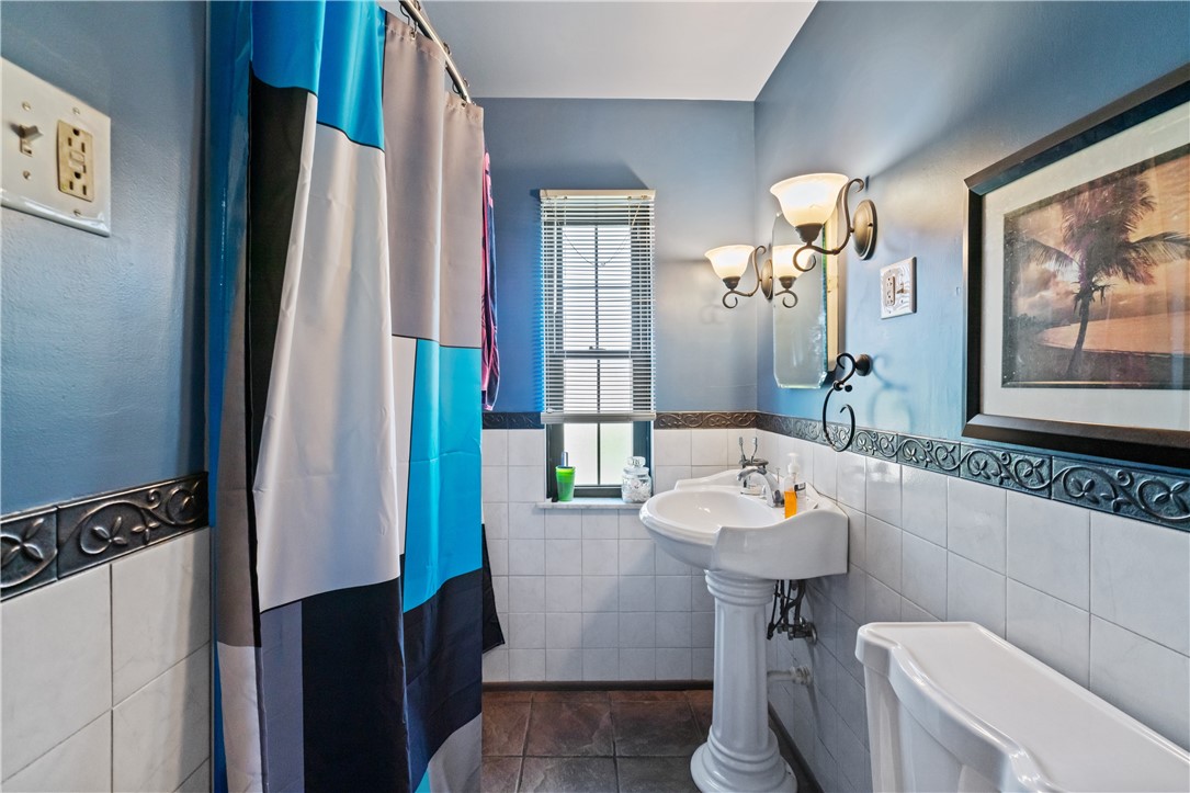 4517 Lebanon Church Rd Rd, West Mifflin, Pennsylvania image 15