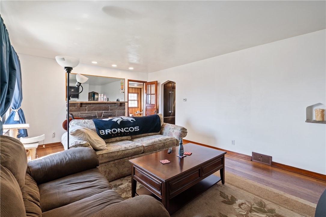 4517 Lebanon Church Rd Rd, West Mifflin, Pennsylvania image 3