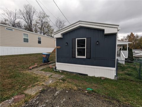 Photo of 514 Reed Cir, Ruffs Dale, PA 15679 (MLS # 1727213)