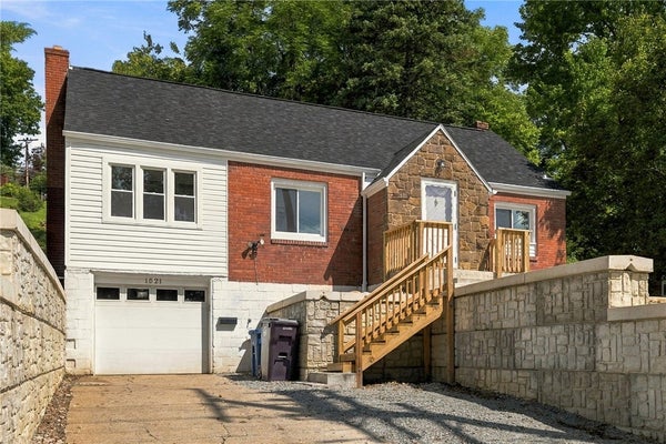 1521 PROSPECT RD, PITTSBURGH, PA 15227 - Image d0d4acbdf6a4a3dbba941b2b82da4792/3204779289