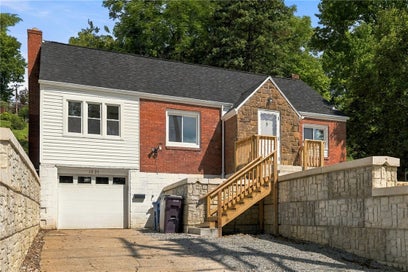 1521 Prospect Rd Baldwin Boro PA 15227