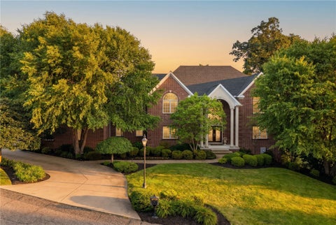 Photo of 7000 Pinehurst Dr, Presto, PA 15142 (MLS # 1762638)