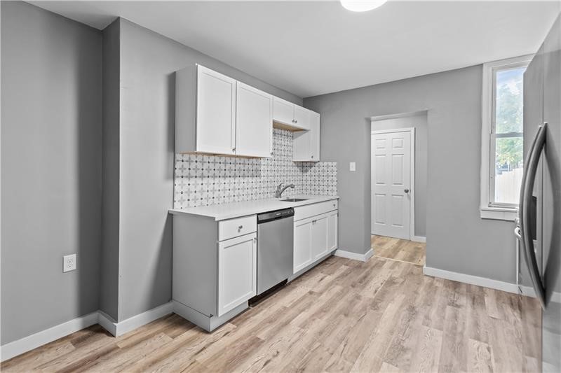 363 44th St St, Lawrenceville, Pennsylvania image 6