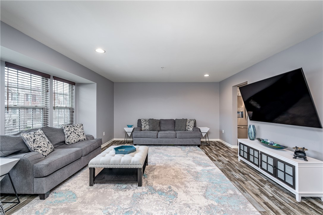 286 Broadstone Dr