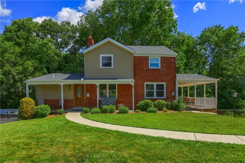 Photo of 141 E Wedgewood Dr, Pittsburgh, PA 15229 (MLS # 1760761)