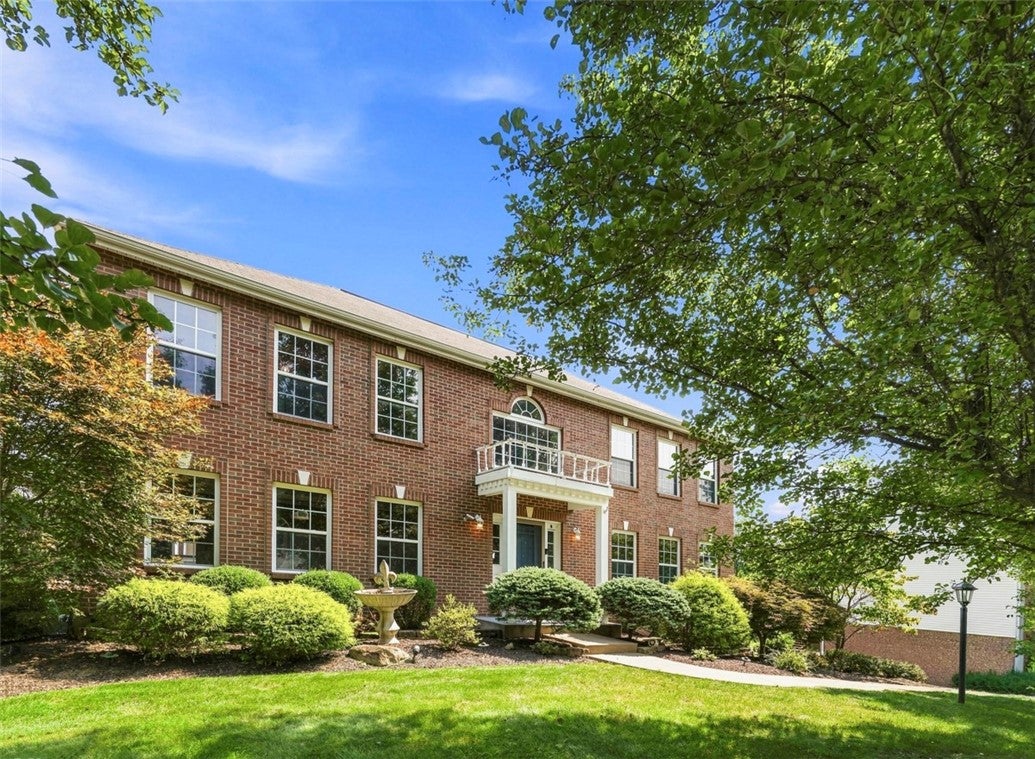 1512 Laurel Ridge Dr