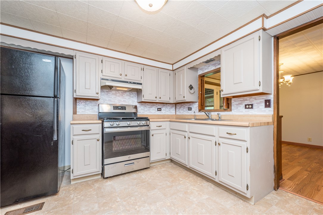 Union Twp - Wsh, Pennsylvania 15332, United States, 3 Bedrooms Bedrooms, ,2 BathroomsBathrooms,Residential,Contingent,130601