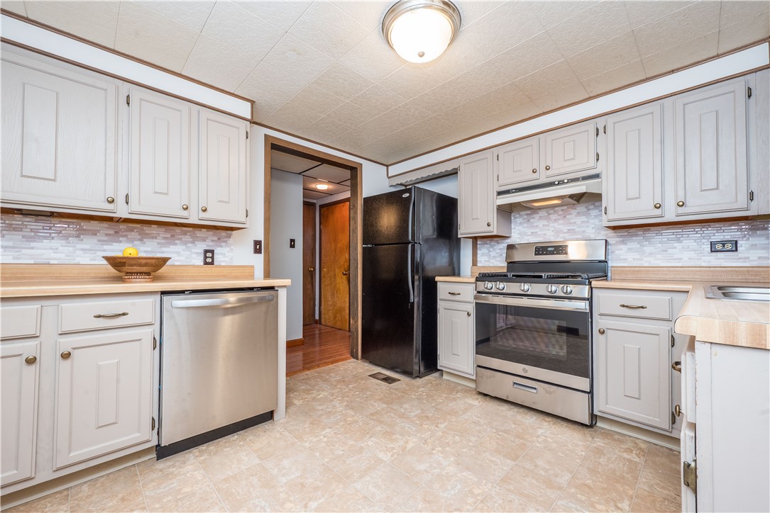 Union Twp - Wsh, Pennsylvania 15332, United States, 3 Bedrooms Bedrooms, ,2 BathroomsBathrooms,Residential,Contingent,130601