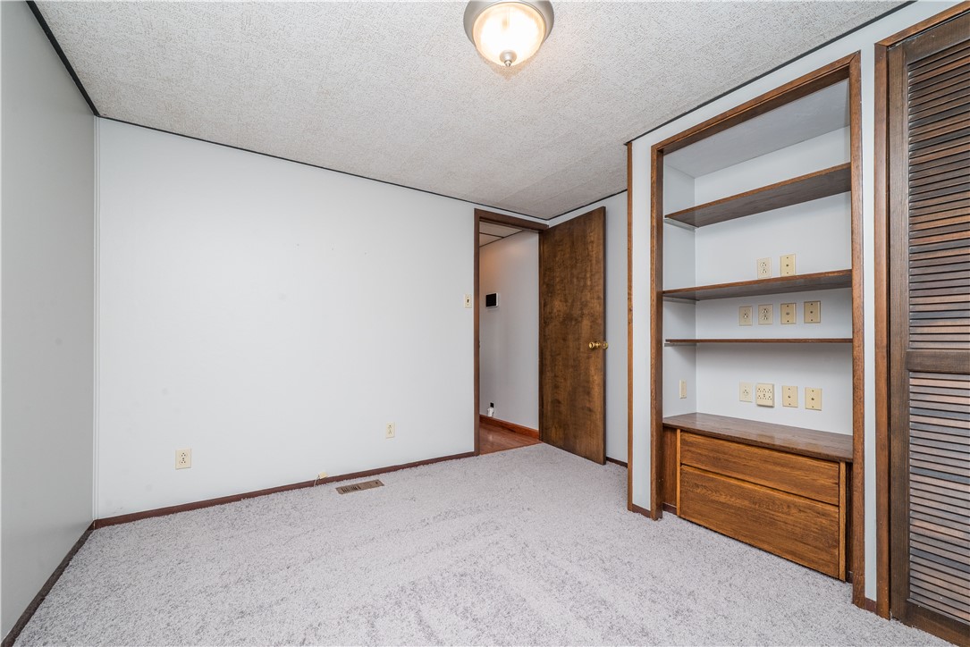 Union Twp - Wsh, Pennsylvania 15332, United States, 3 Bedrooms Bedrooms, ,2 BathroomsBathrooms,Residential,Contingent,130601