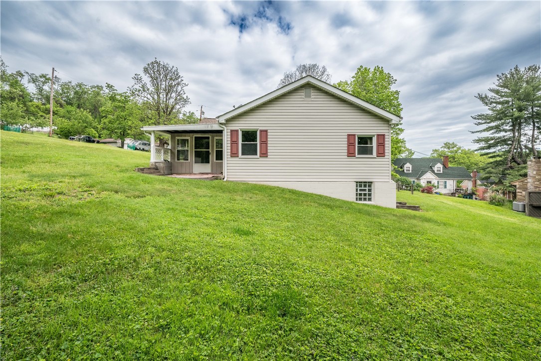 Union Twp - Wsh, Pennsylvania 15332, United States, 3 Bedrooms Bedrooms, ,2 BathroomsBathrooms,Residential,Contingent,130601