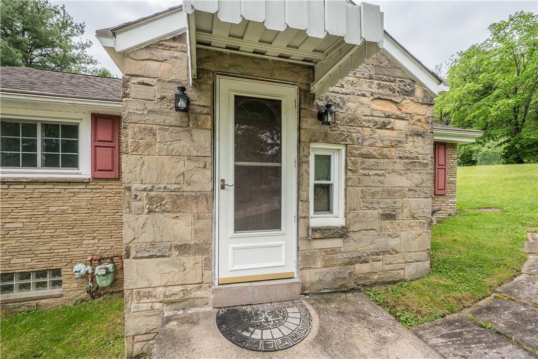 Union Twp - Wsh, Pennsylvania 15332, United States, 3 Bedrooms Bedrooms, ,2 BathroomsBathrooms,Residential,Contingent,130601