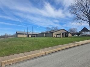 81 United Rd