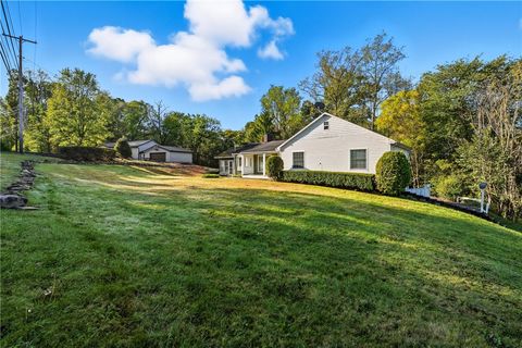 6453 Old Pulaski Rd Pulaski Twp PA 16142