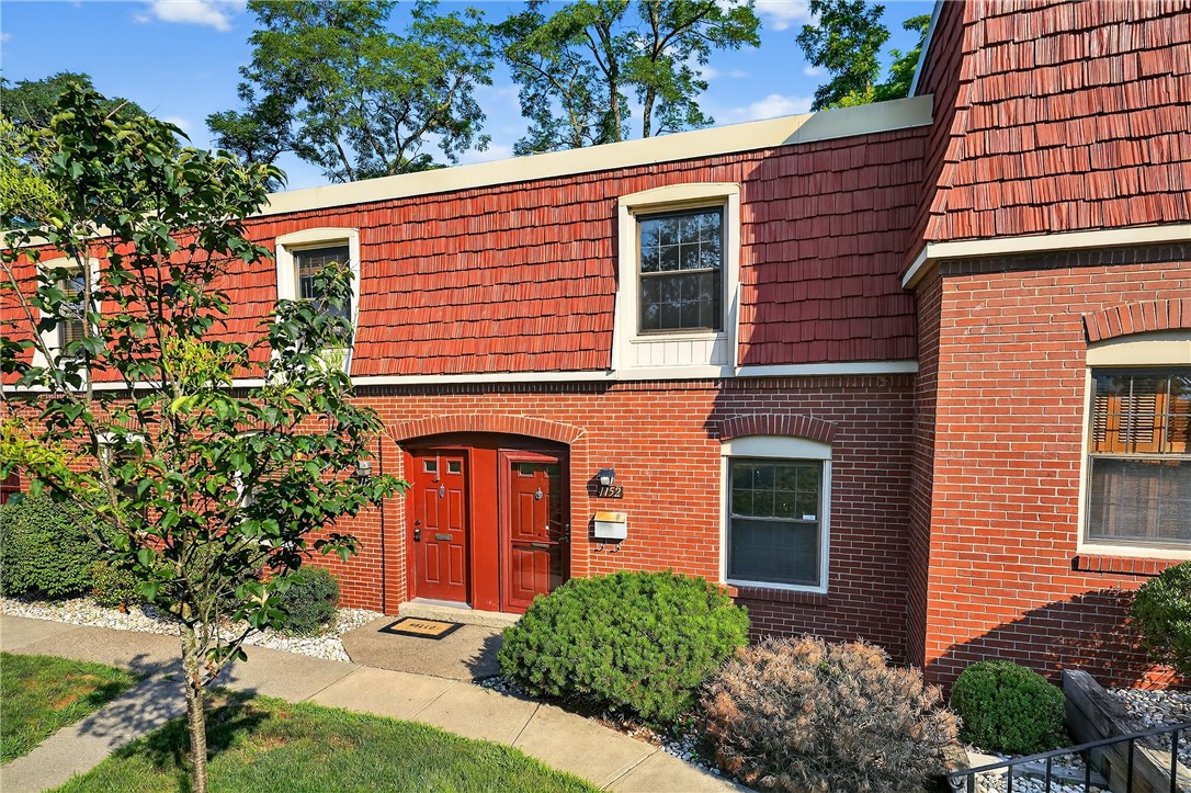 Pennsbury, Pennsylvania 15205, United States, 2 Bedrooms Bedrooms, ,1 BathroomBathrooms,Residential,Active,166957