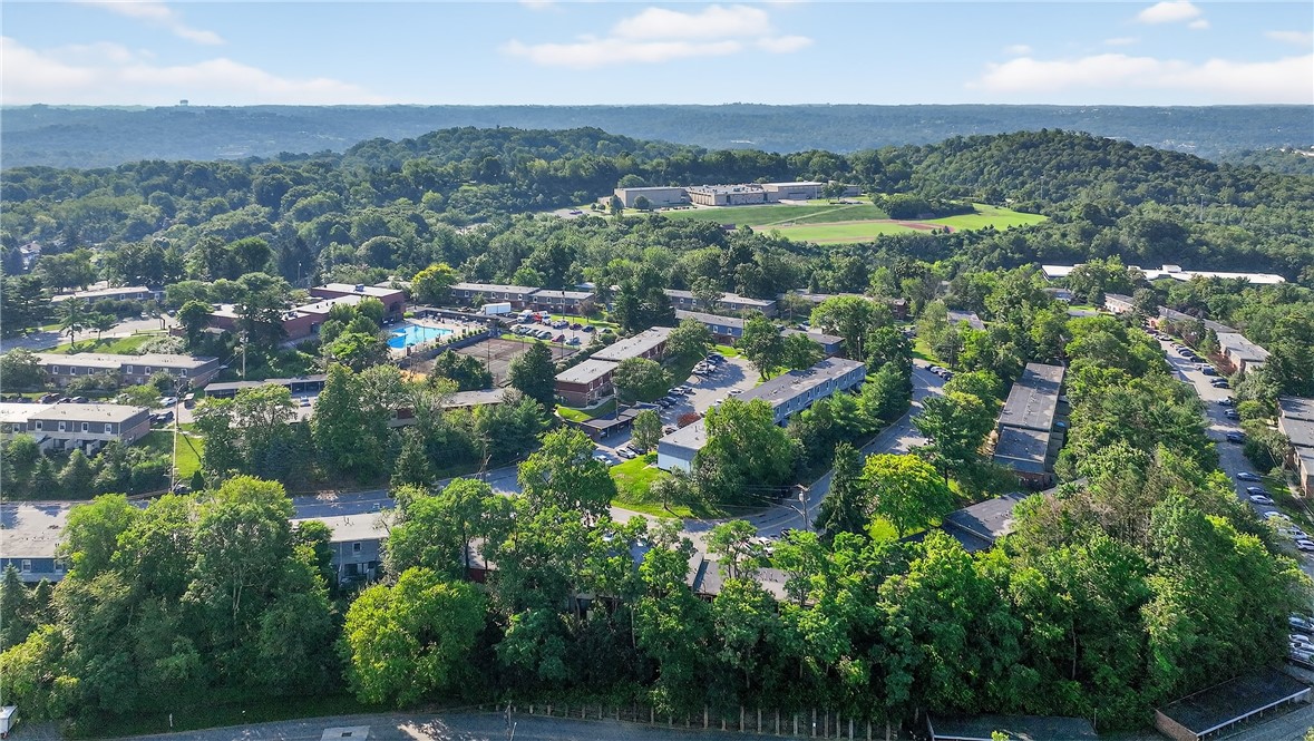 Pennsbury, Pennsylvania 15205, United States, 2 Bedrooms Bedrooms, ,1 BathroomBathrooms,Residential,Active,166957