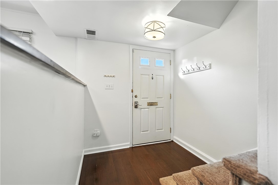 Pennsbury, Pennsylvania 15205, United States, 2 Bedrooms Bedrooms, ,1 BathroomBathrooms,Residential,Active,166957