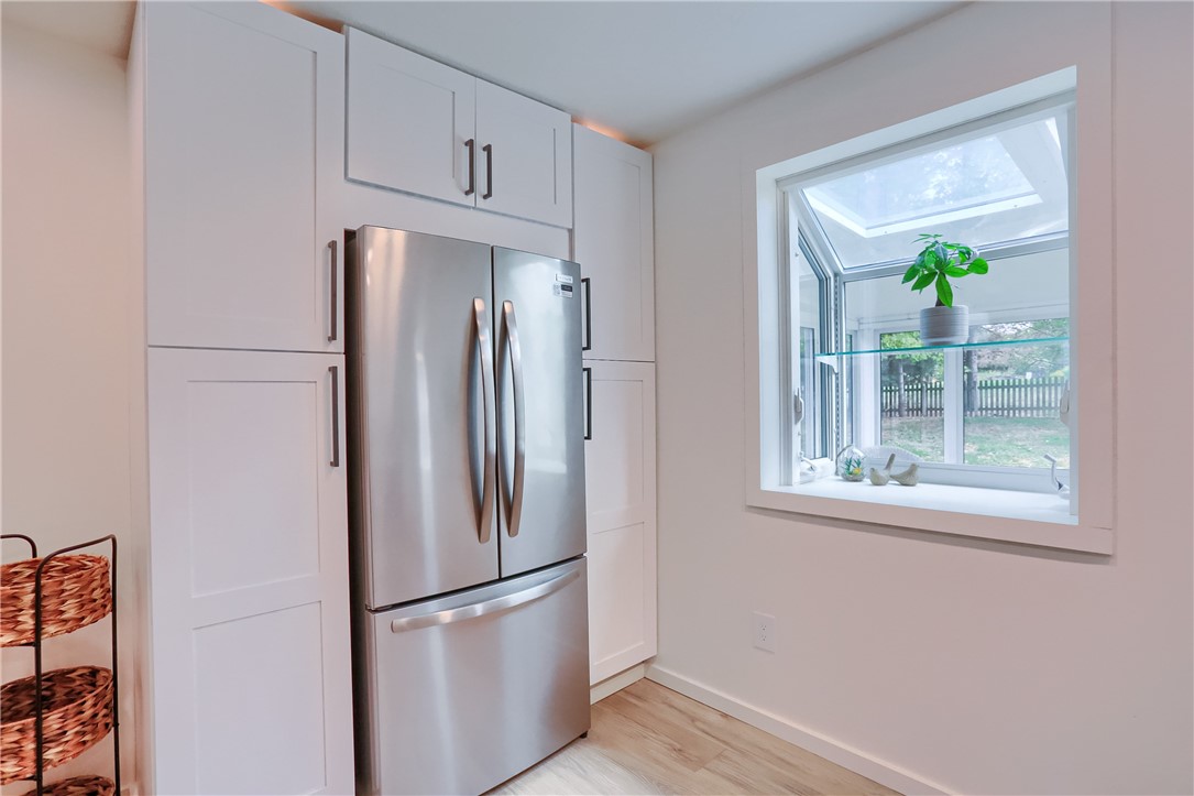 Cranberry Twp, Pennsylvania 16066, United States, 3 Bedrooms Bedrooms, ,2 BathroomsBathrooms,Residential,Active,227965