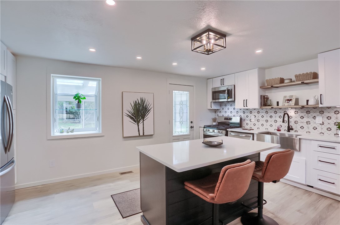 Cranberry Twp, Pennsylvania 16066, United States, 3 Bedrooms Bedrooms, ,2 BathroomsBathrooms,Residential,Active,227965