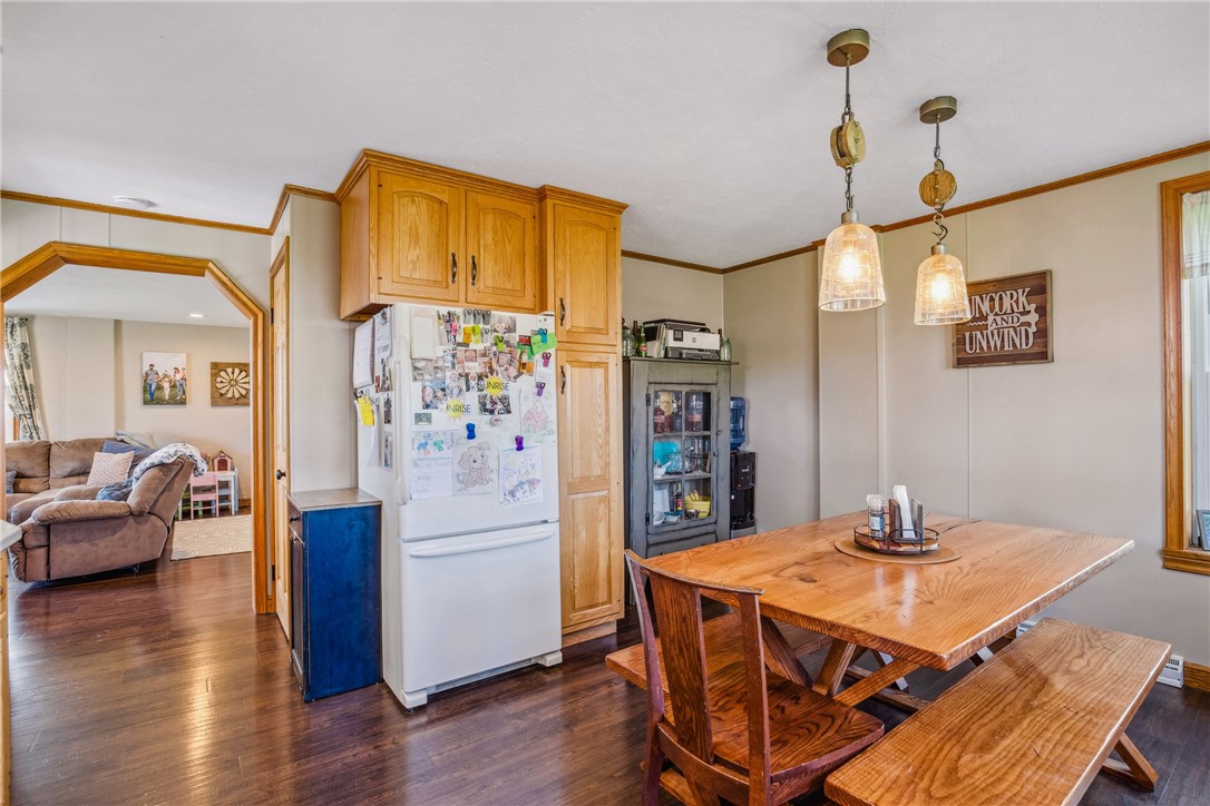 Milford Twp, Pennsylvania 15501, United States, 3 Bedrooms Bedrooms, ,2 BathroomsBathrooms,Residential,Contingent,115748