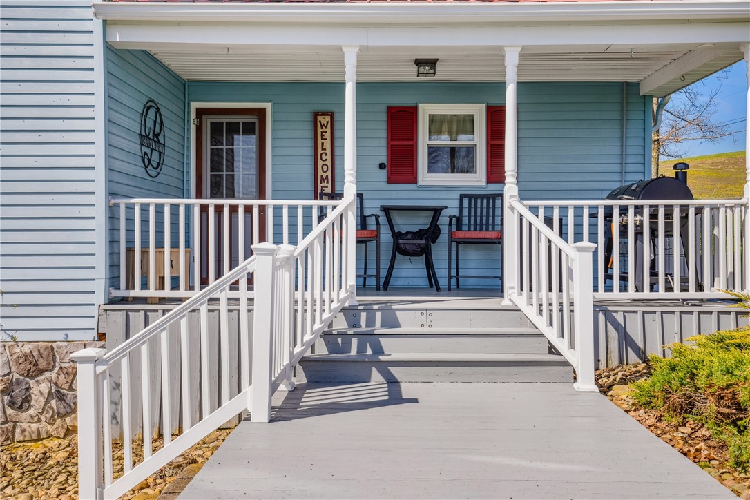 Milford Twp, Pennsylvania 15501, United States, 3 Bedrooms Bedrooms, ,2 BathroomsBathrooms,Residential,Contingent,115748