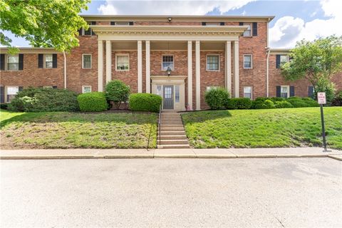 126 Jamestown Ct C Scott Twp - SAL PA 15216