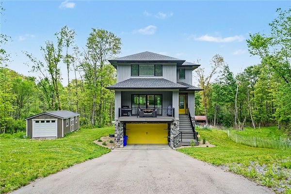 111 CHURCH LN, BEAVER FALLS, PA 15010 - Image d1dc03544147f77a7bd18e3e8ba74d21/212390066