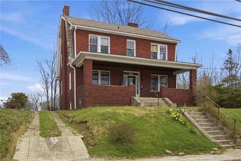 Photo of 2900 Middletown Rd, Pittsburgh, PA 15204 (MLS # 1746419)