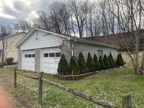 Photo of 110 Elks Pl, Rostraver, PA 15012 (MLS # 1736689)