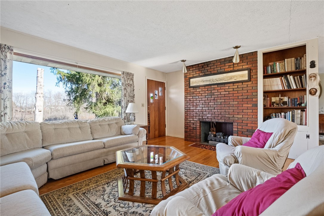 Liberty Twp, Pennsylvania 16127, United States, 3 Bedrooms Bedrooms, ,2 BathroomsBathrooms,Residential,Active,94251