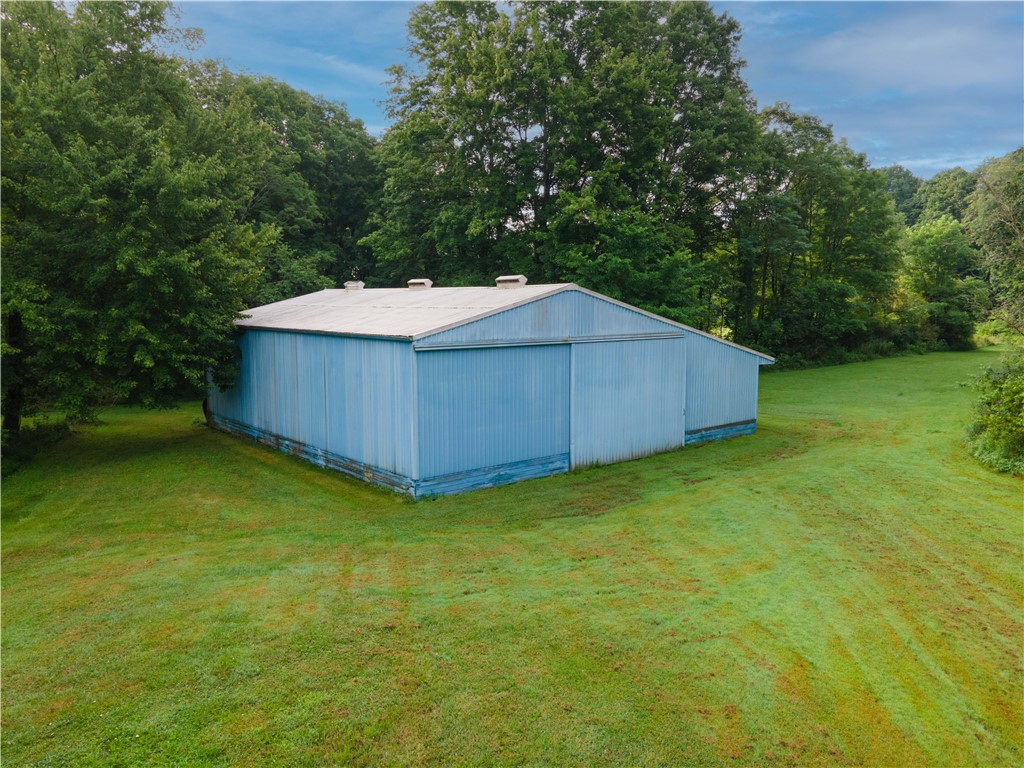 Liberty Twp, Pennsylvania 16127, United States, 3 Bedrooms Bedrooms, ,2 BathroomsBathrooms,Residential,Active,94251