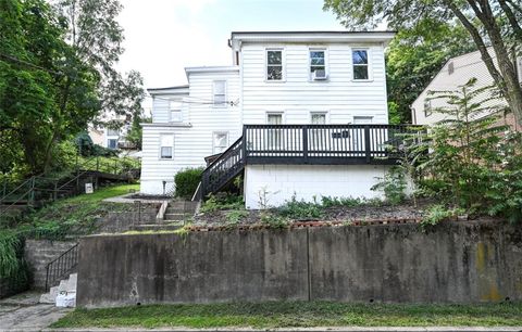 Photo of 801 Wymore St #1, Pittsburgh, PA 15220 (MLS # 1735258)