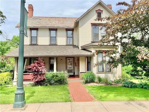 323 Franklin St Slippery Rock Boro PA 16057