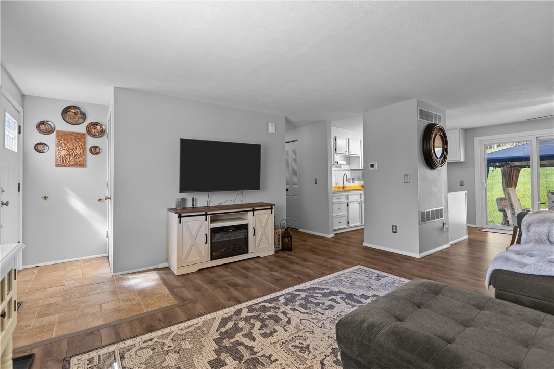 361 Meade Dr