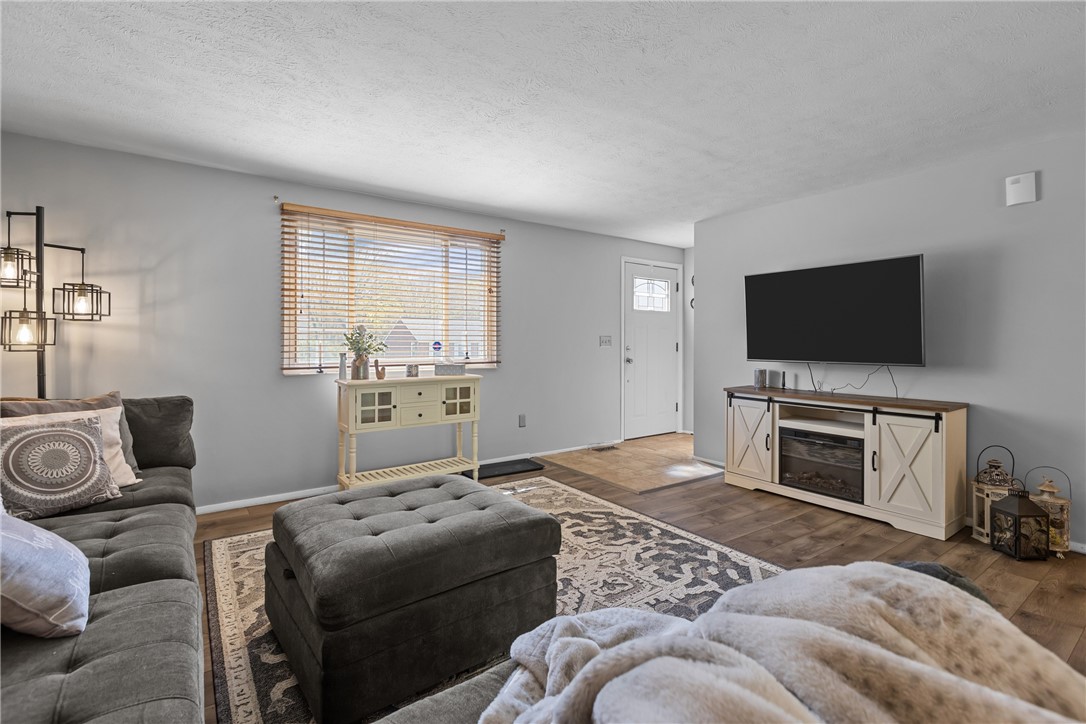 361 Meade Dr