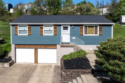 361 Meade Dr Moon/Crescent Twp PA 15108