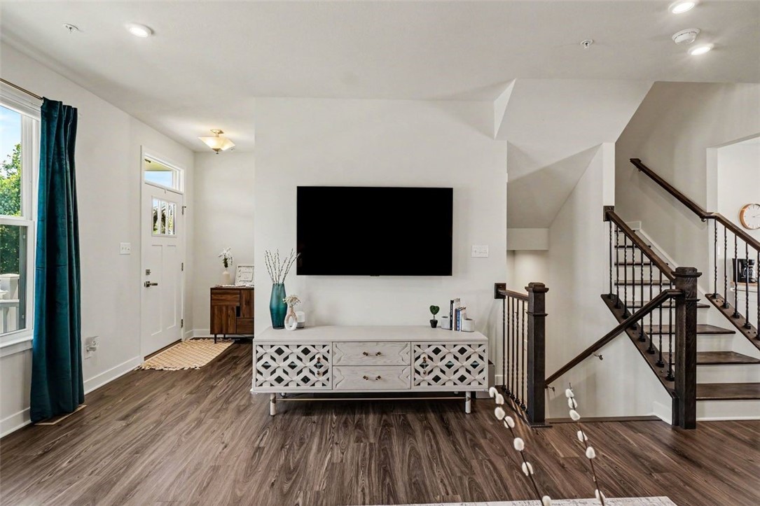 162 Moyer Hill Dr