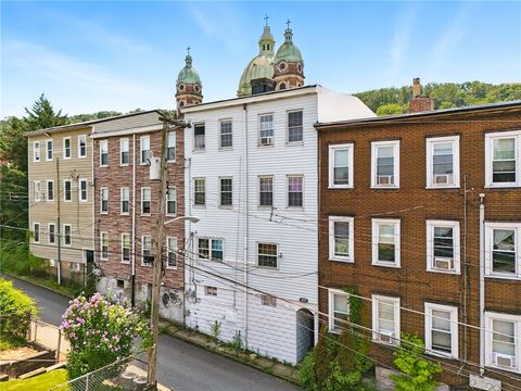 Photo of 3037 Pulawski Way, Pittsburgh, PA 15219 (MLS # 1748647)