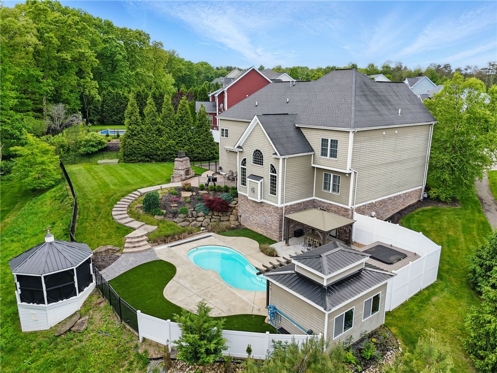 322 Dirkshire Ct