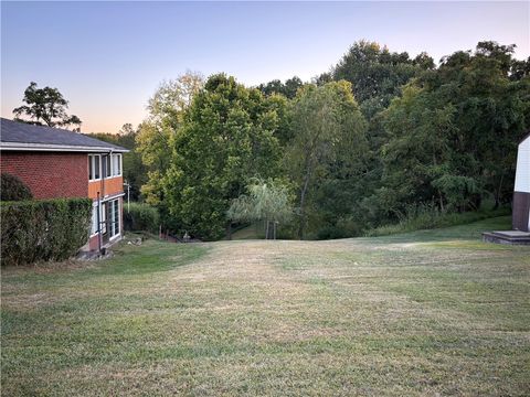 - Old Jacks Run Rd White Oak PA 15642
