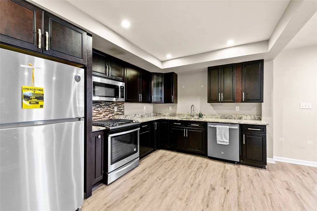 Murrysville, Pennsylvania 15668, United States, 3 Bedrooms Bedrooms, ,3 BathroomsBathrooms,Residential,Active,240482