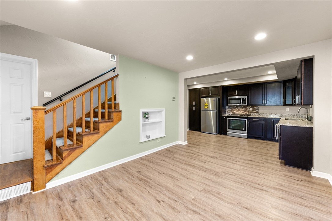 Murrysville, Pennsylvania 15668, United States, 3 Bedrooms Bedrooms, ,3 BathroomsBathrooms,Residential,Active,240482