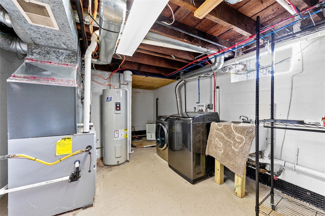 Murrysville, Pennsylvania 15668, United States, 3 Bedrooms Bedrooms, ,3 BathroomsBathrooms,Residential,Active,240482