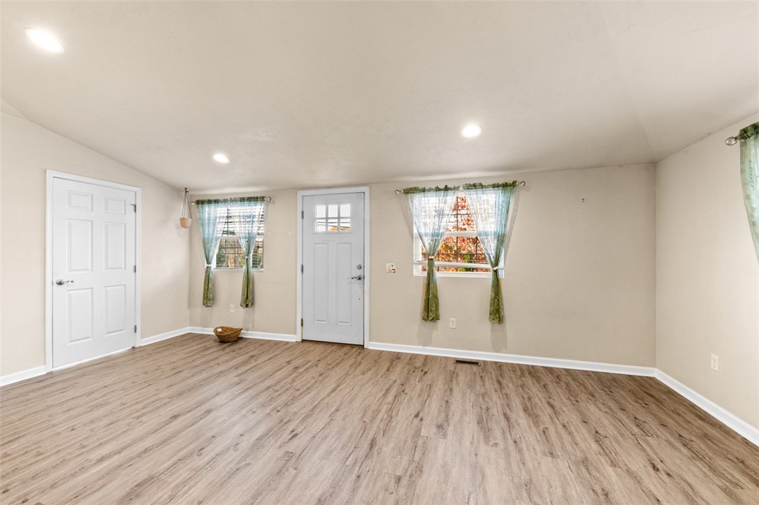 Murrysville, Pennsylvania 15668, United States, 3 Bedrooms Bedrooms, ,3 BathroomsBathrooms,Residential,Active,240482