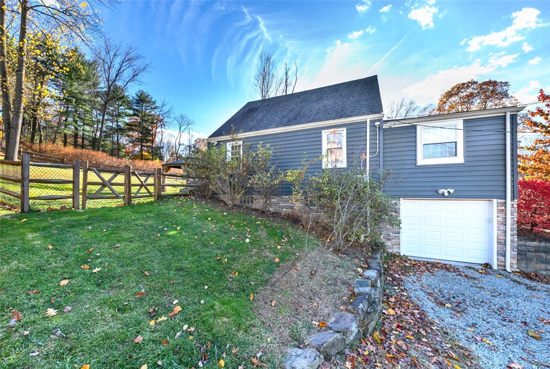 Murrysville, Pennsylvania 15668, United States, 3 Bedrooms Bedrooms, ,3 BathroomsBathrooms,Residential,Active,240482