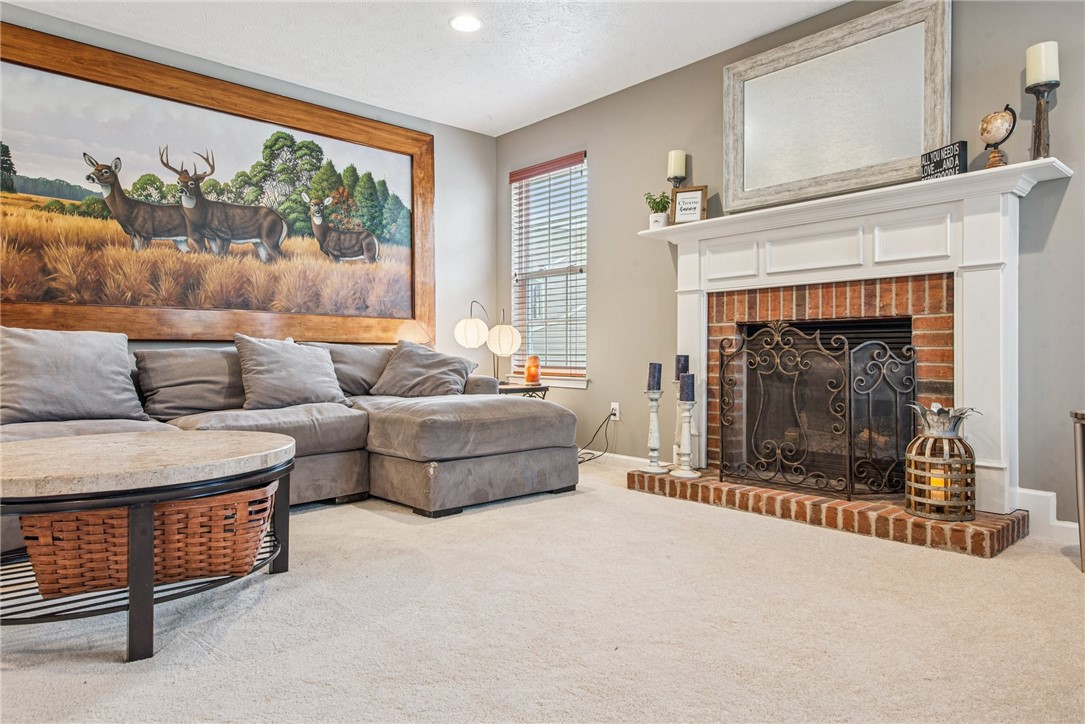 143 Bradford Square Drive, Trafford, Pennsylvania image 8
