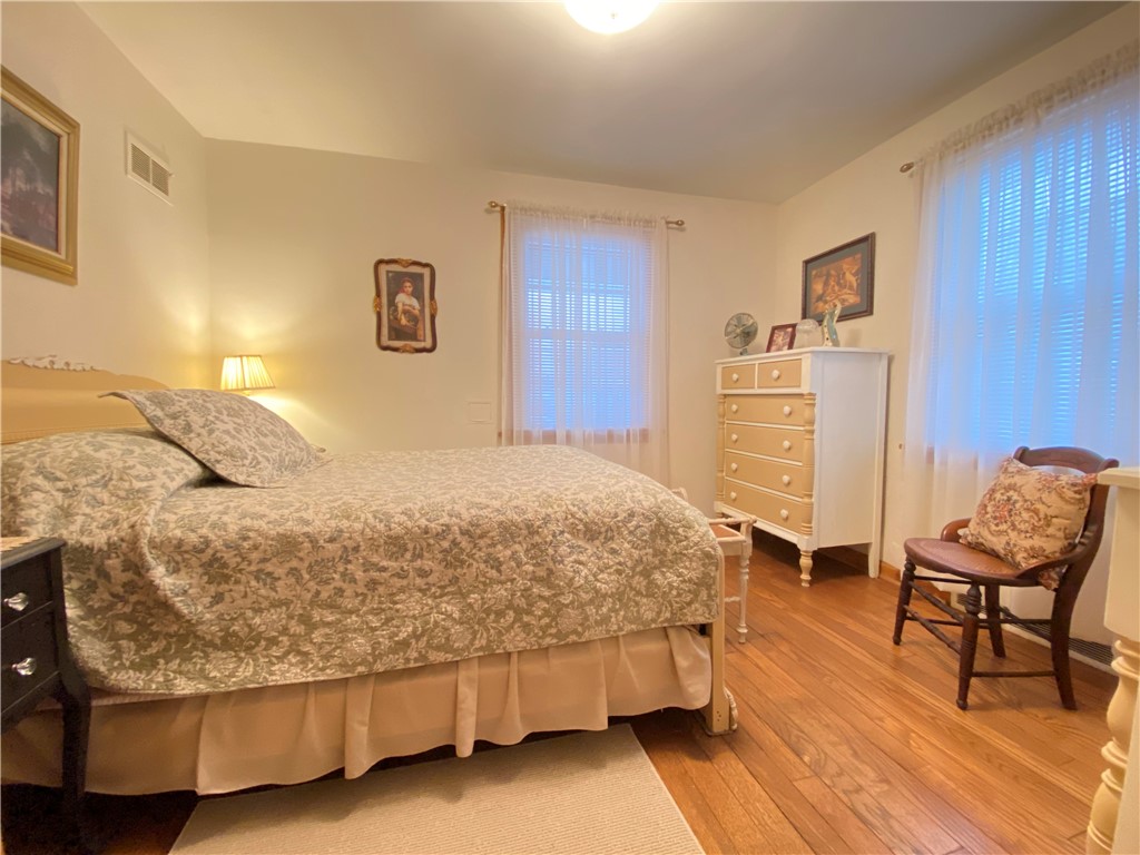 Greenville Boro - Mer, Pennsylvania 16125, United States, 2 Bedrooms Bedrooms, ,2 BathroomsBathrooms,Residential,Contingent,11441