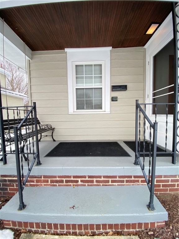 Greenville Boro - Mer, Pennsylvania 16125, United States, 2 Bedrooms Bedrooms, ,2 BathroomsBathrooms,Residential,Contingent,11441