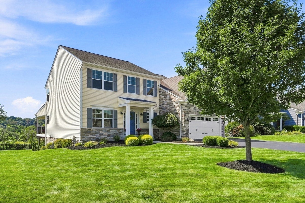 219 Buckingham Drive