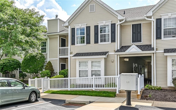 4205 LENOX OVAL, PITTSBURGH, PA 15237 - Image d31937dcc8bf4f51eeffa9ca78fe4c43/1836001310